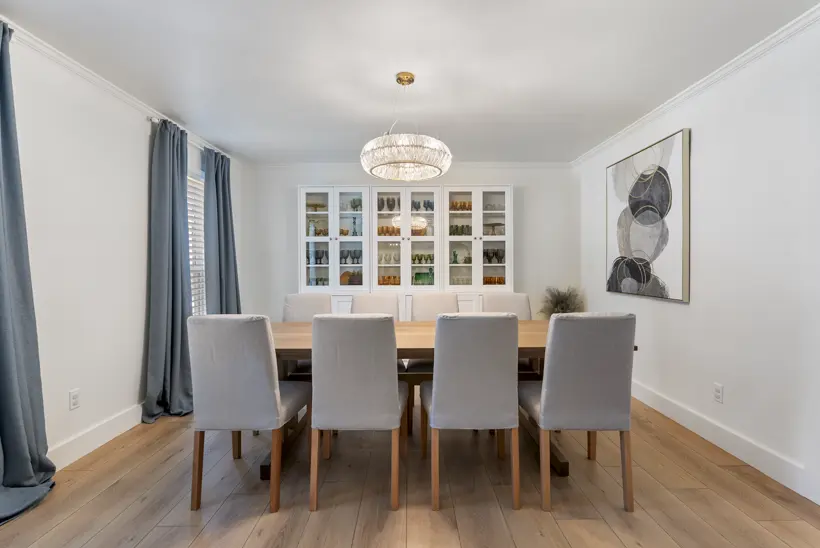 Formal dining room