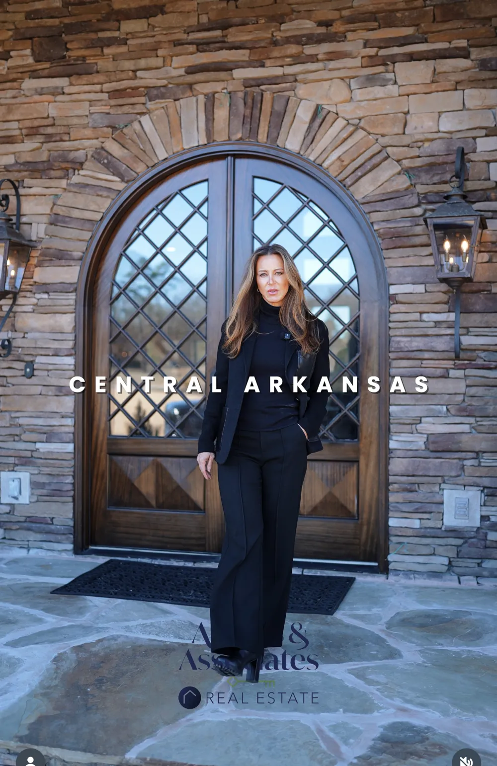 Agent on camera at a front door